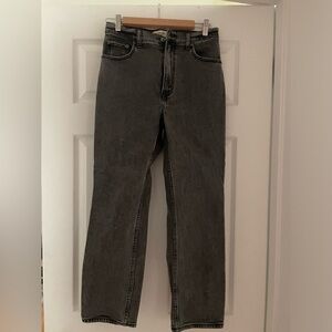 Abercrombie The Ankle Straight ultra high rise Jean
